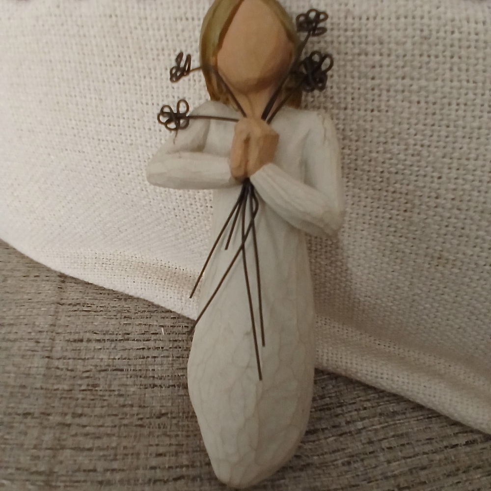 Willow Tree Angel Figurine - Cream and Brown